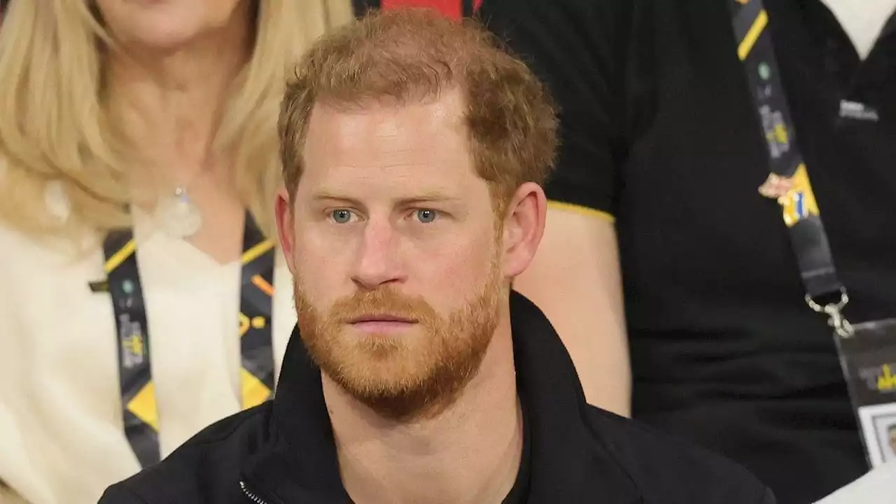 Neither Prince Charles Nor Prince William Have Reportedly Seen an Advance Copy of Prince Harry’s Tell-All Book