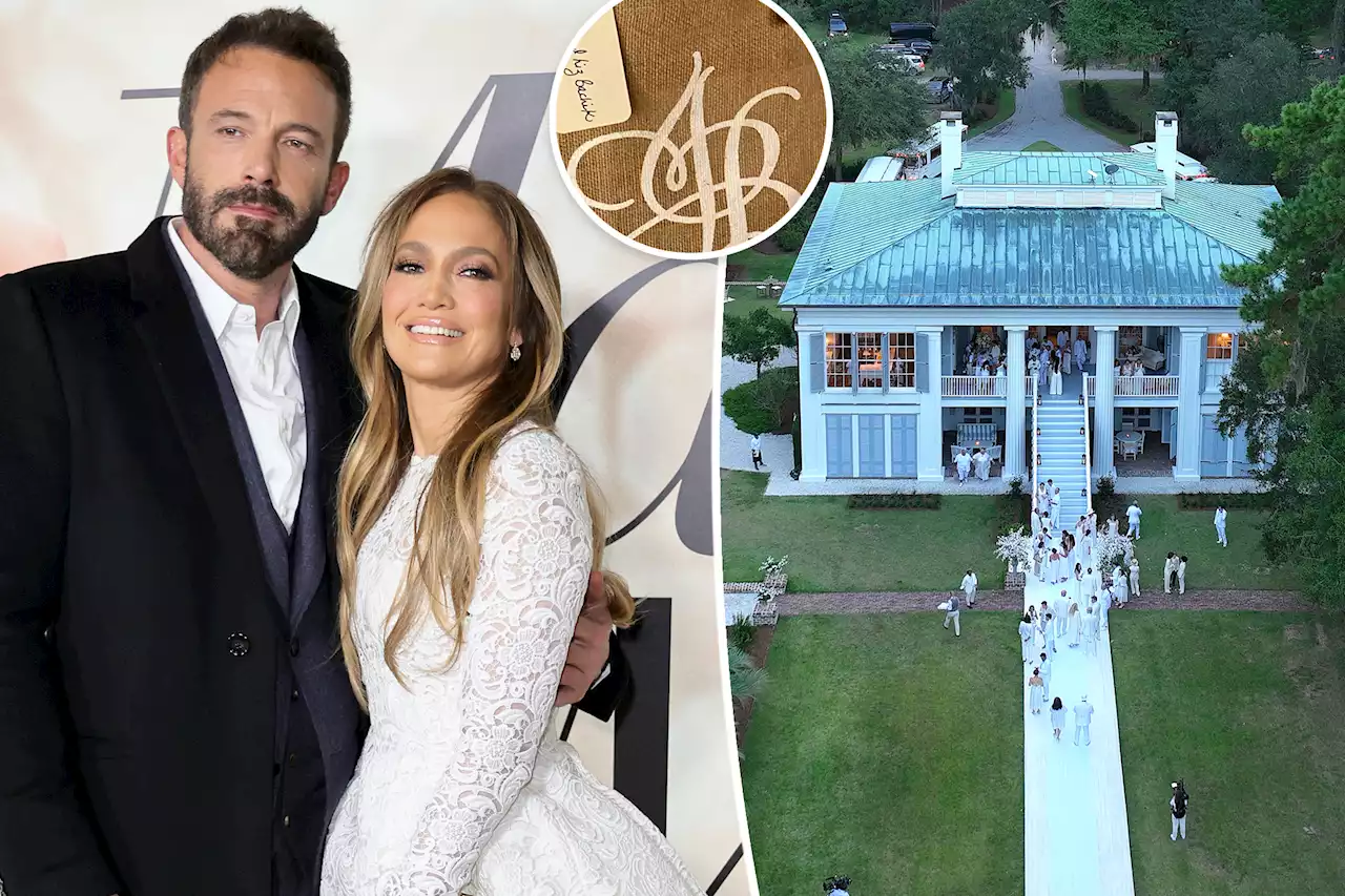 Jennifer Lopez, Ben Affleck gifted wedding guests with custom tote bags