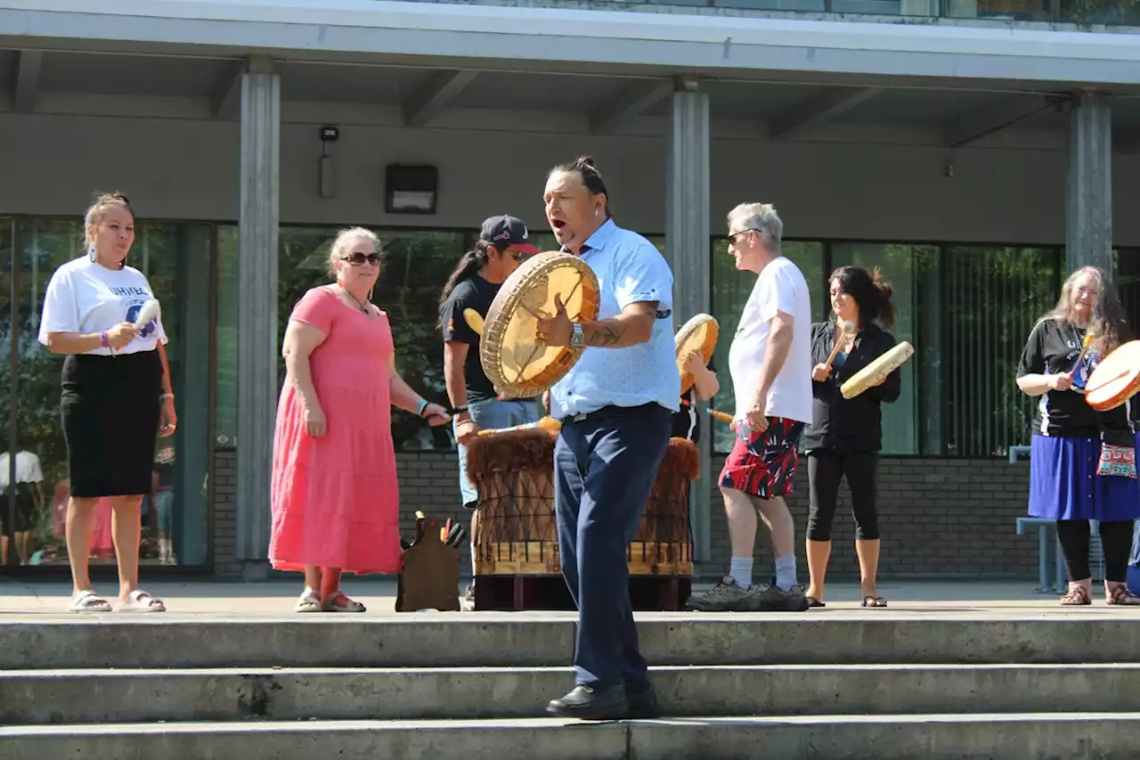 UHNBC Drummers co-founder running for city council