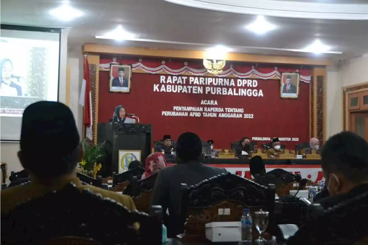 Seluruh Fraksi Sepakat Lanjut Bahas Raperda Perubahan APBD Purbalingga |Republika Online