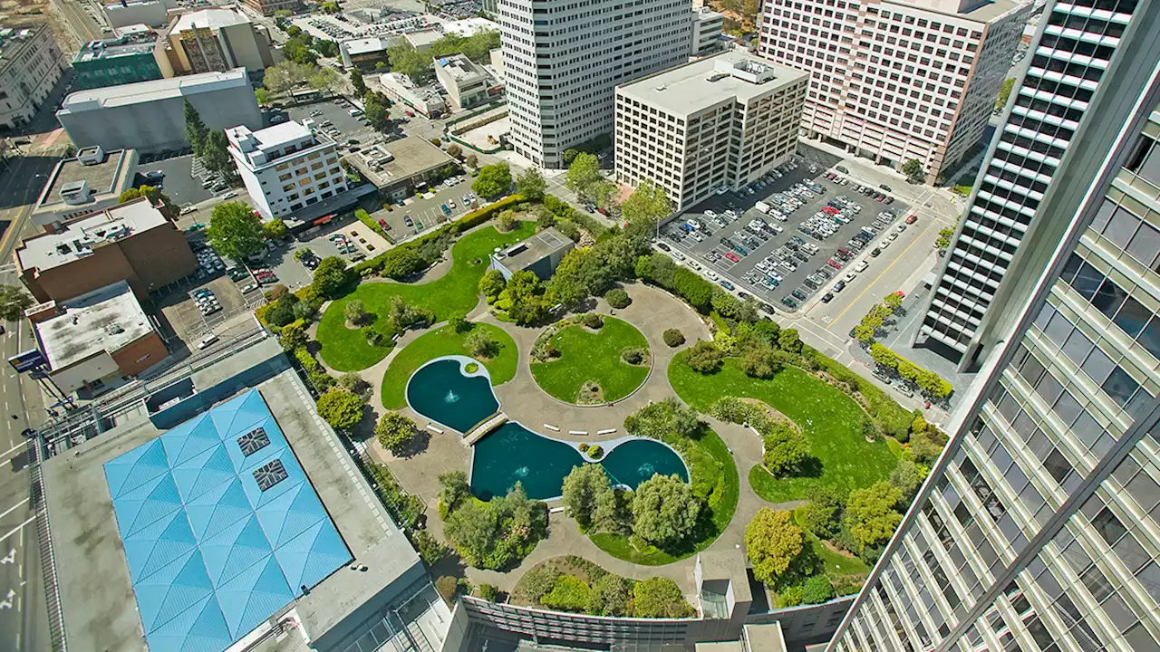 The hidden park floating above Oakland