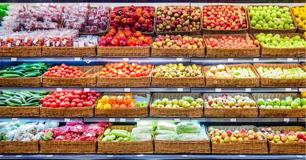 Frutta e verdura, consumi in calo (-11%) e prezzi in aumento (+7%)