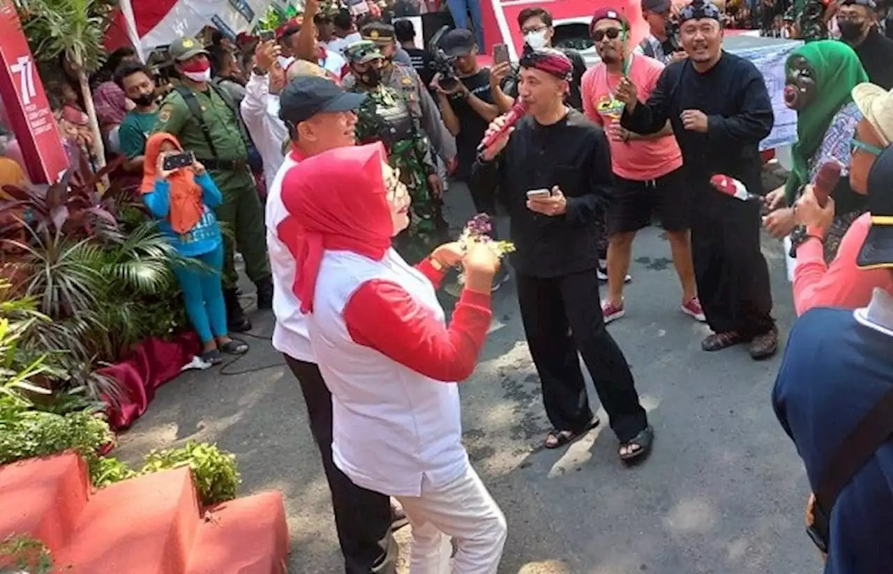 Lagu Ojo Dibandingke di Karnaval, Membuat Bupati dan Wabup Grobogan Berjoget