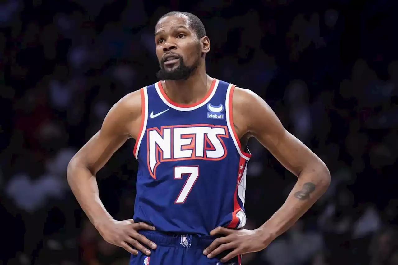 Here’s how fans are reacting to Kevin Durant staying with the Brooklyn Nets