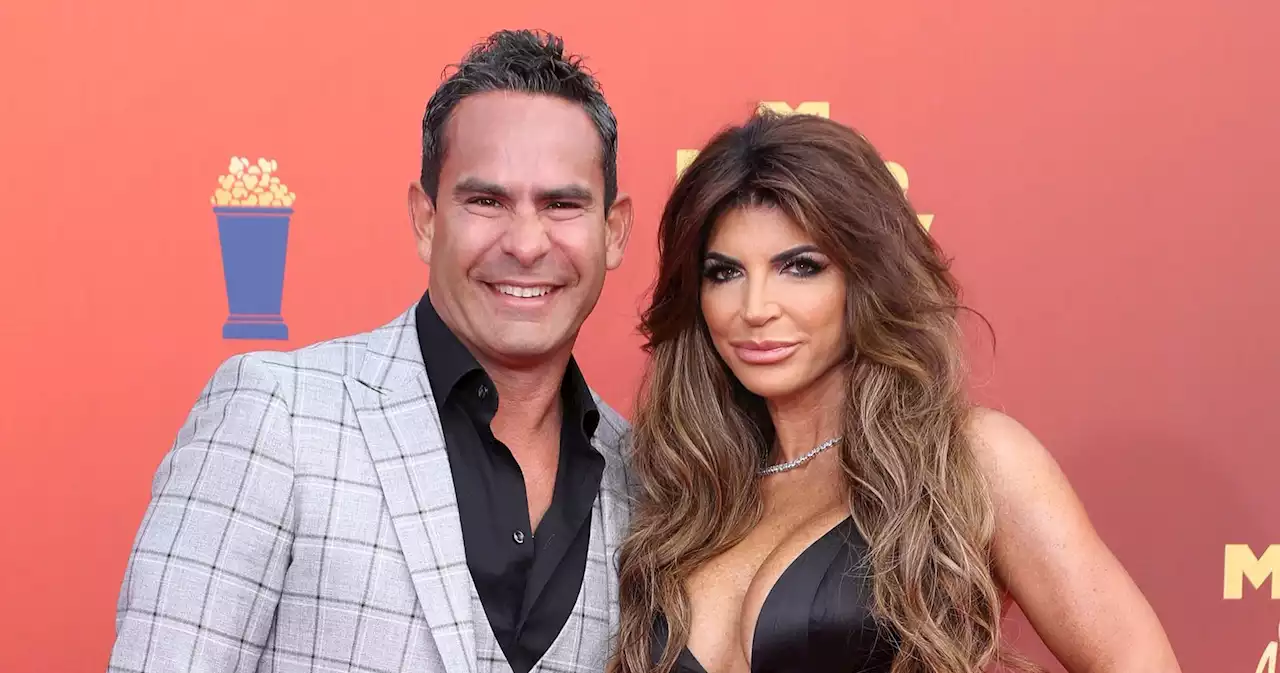 Ciao! RHONJ’s Teresa Giudice and Husband Luis Head to Italy on Honeymoon