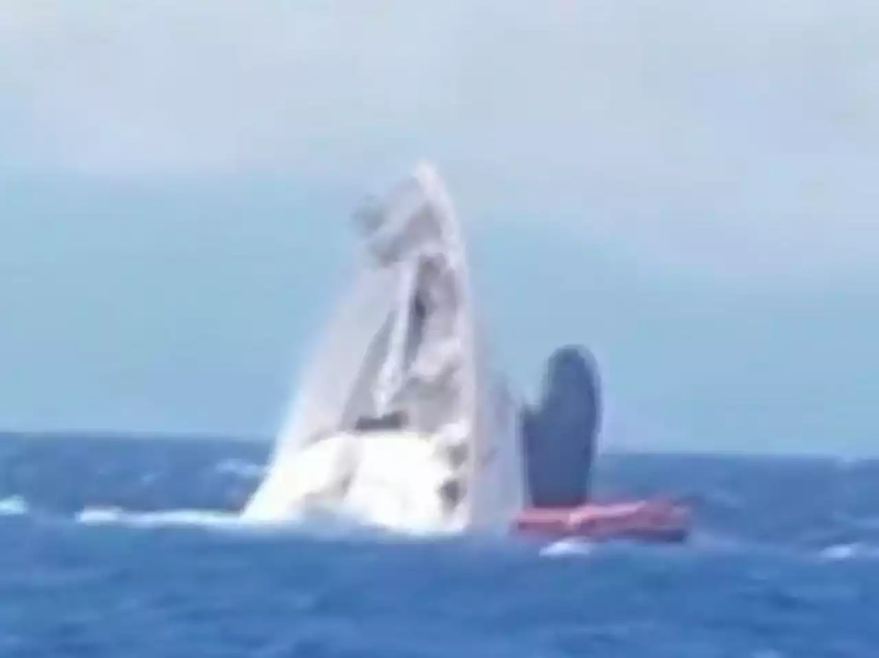 Dramatic video captures the moment a massive 40-meter superyacht sank off the coast of Italy