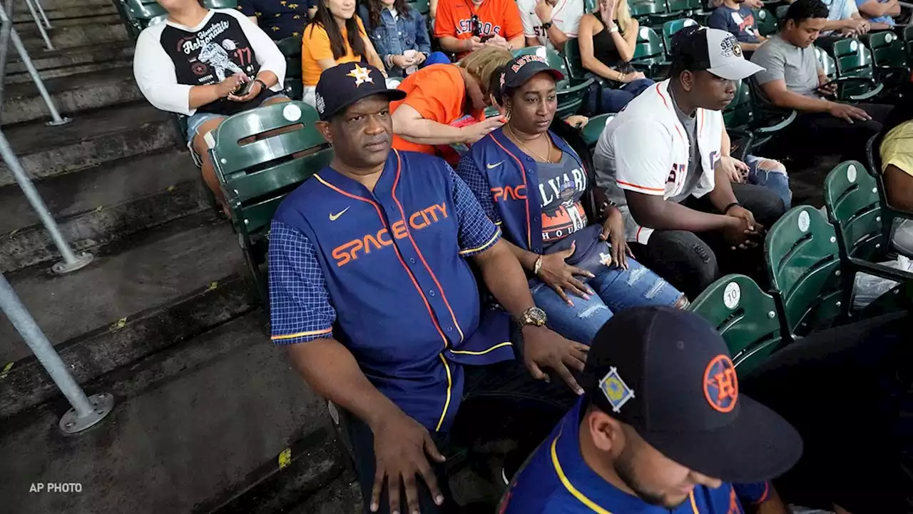 Astros star Yordan Alvarez's family in Houston to see him play professionally for 1st time