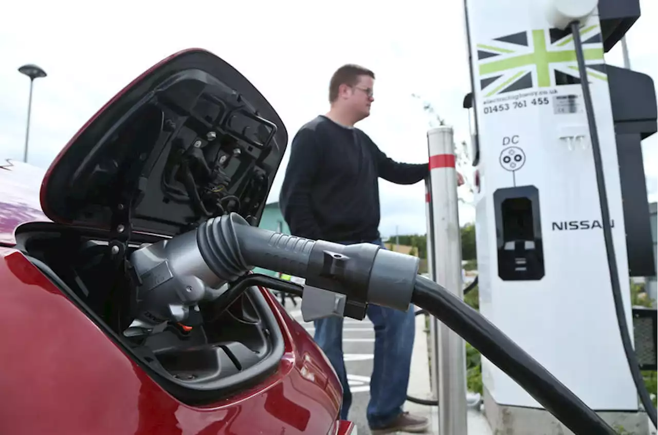 UK government to invest £20 million in local EV chargers | Autocar