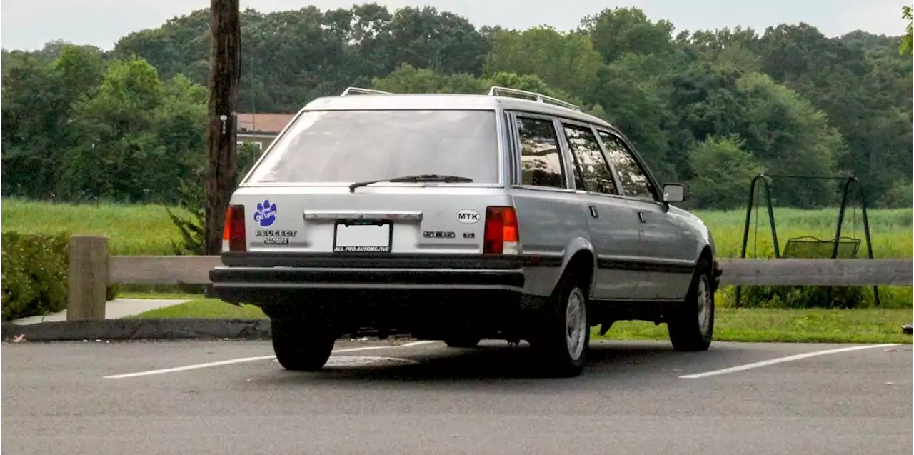 Street-Spotted: Peugeot 505 S