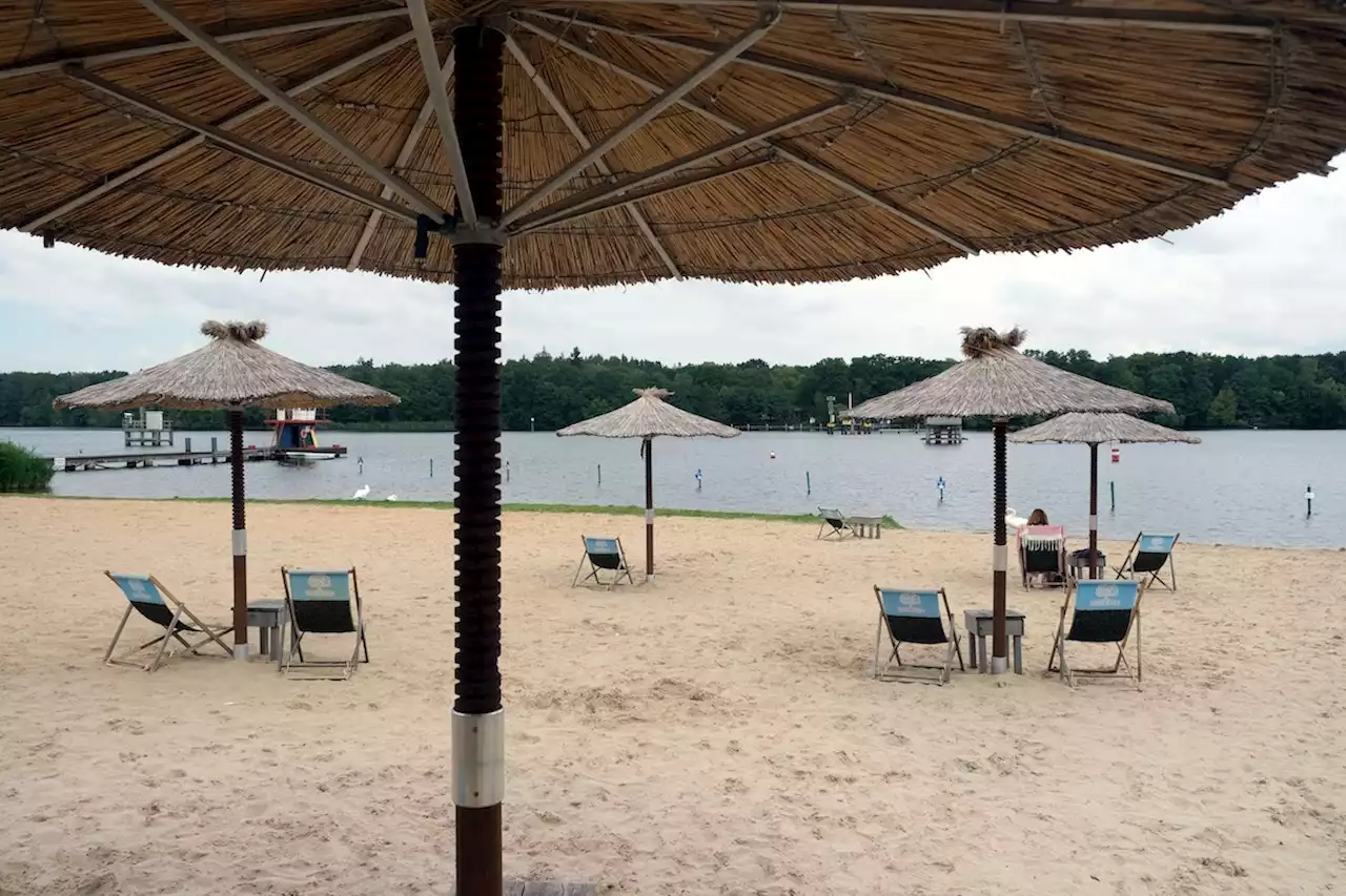 Postleitzahlen-Kontrolle im Strandbad Grünau: Darf ein Strandbad so etwas?