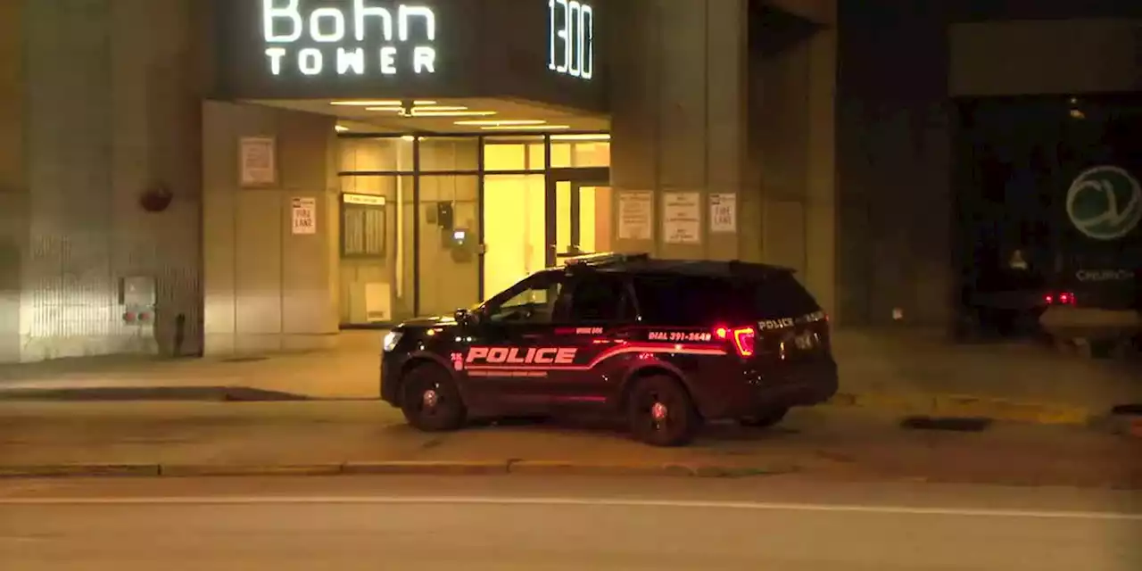 Man injured in overnight shooting at downtown Cleveland apartment building