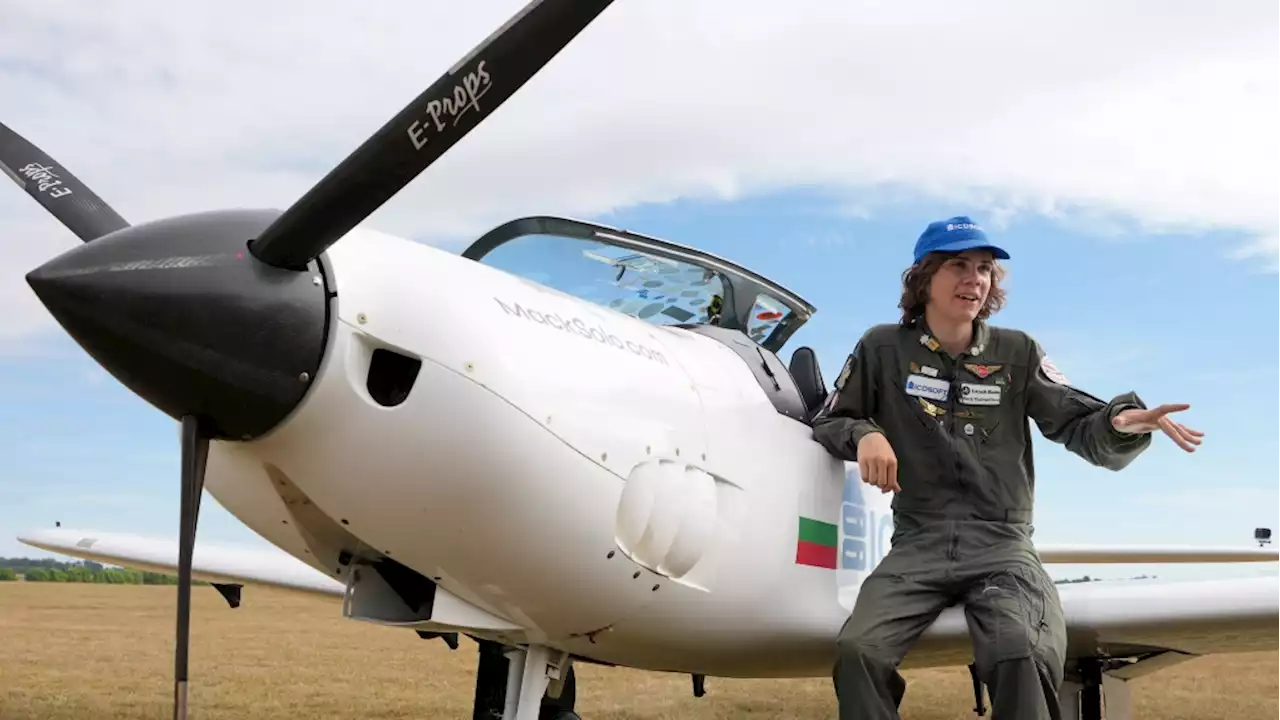 Teen pilot sets age record for solo flight around world