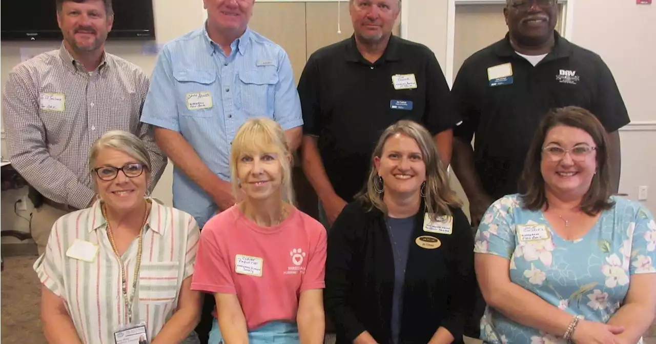 Dothan Newcomers Club presents charitable donations