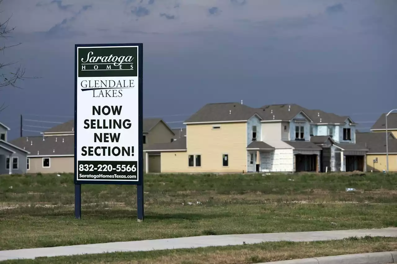 US Pending Home Sales Drop to Lowest Since Start of the Pandemic