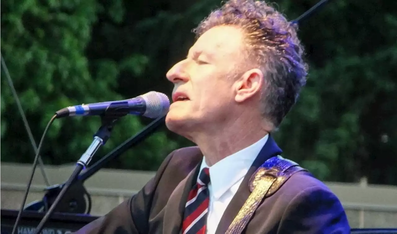 Houston Concert Watch 8/24: Lyle Lovett, Jack Johnson, and More