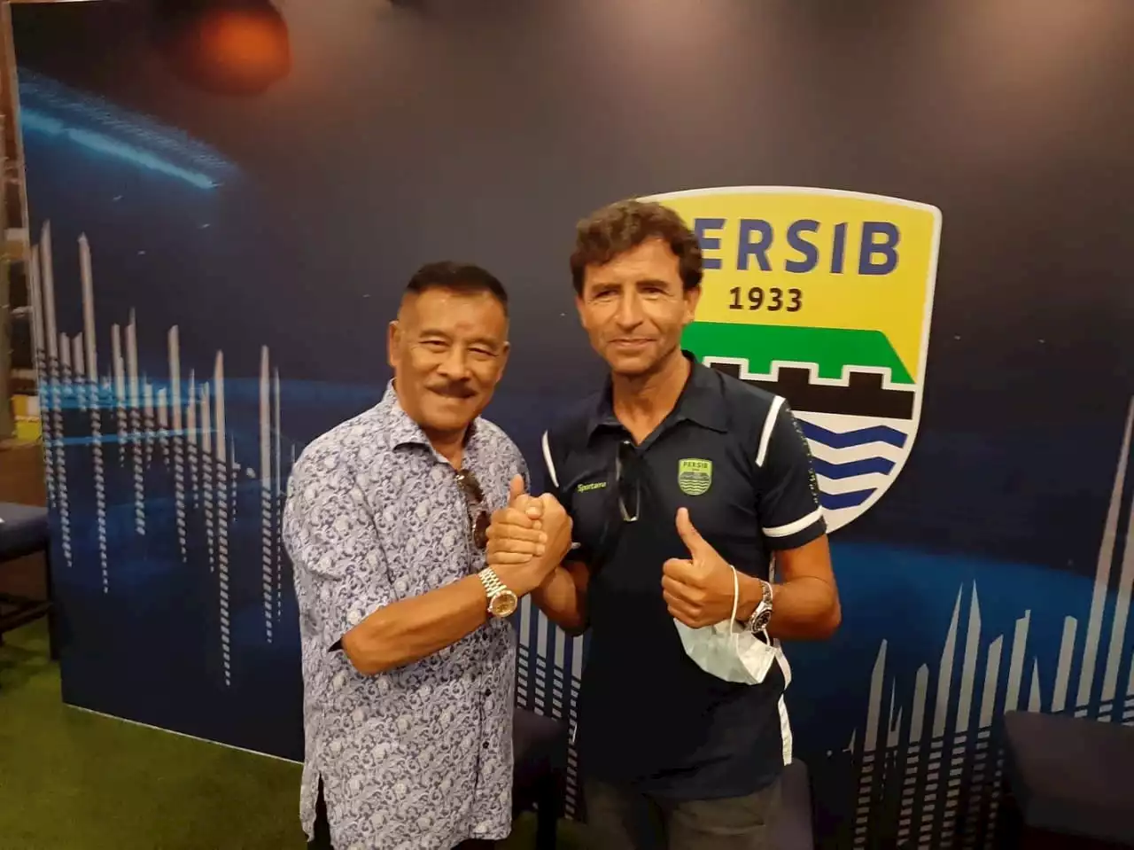 Begini Respons Luis Milla Soal Pelatih Robert Albert