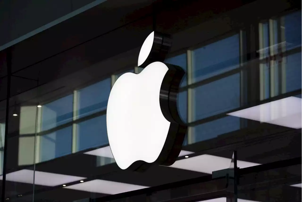 Former Apple car engineer admits to trade secret theft