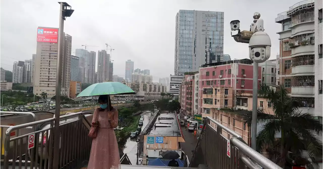 Tropical Storm Ma-on barrels towards Hong Kong, Guangdong province