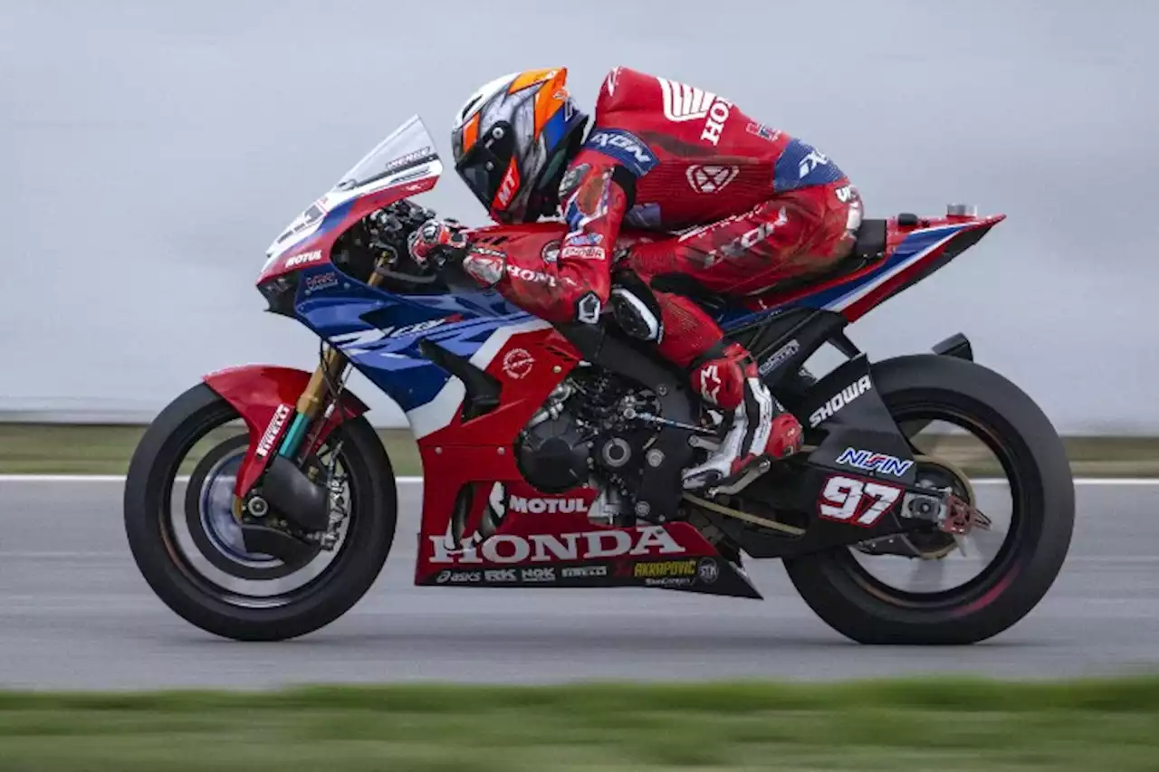 Honda Fireblade: Schwingen-Tests, Chassis-Versteifung