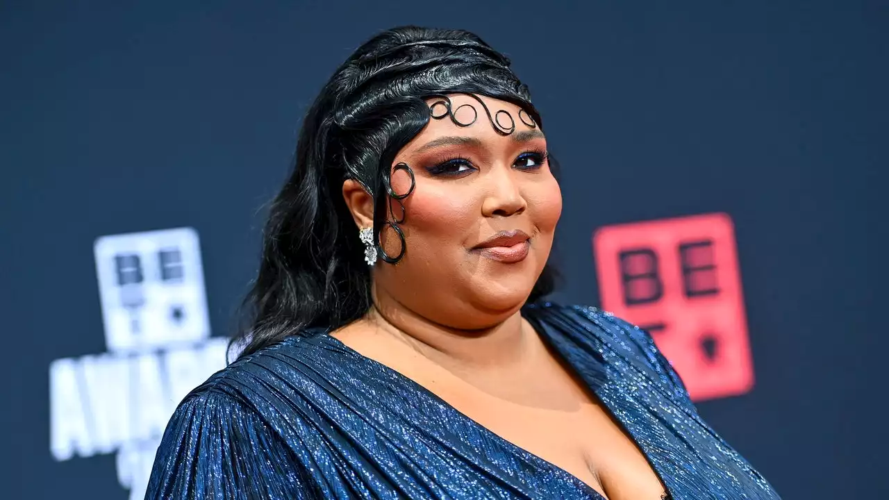 Lizzo Pulled off the Hardest Lip Color To Wear