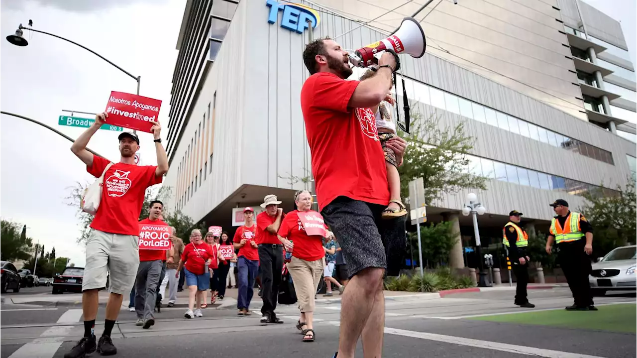 Tim Steller's column: Petition campaign over new AZ vouchers meets opposition