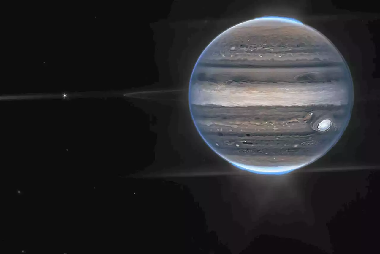 Webb Telescope Sees Jupiter and Its Auroras in a New Light