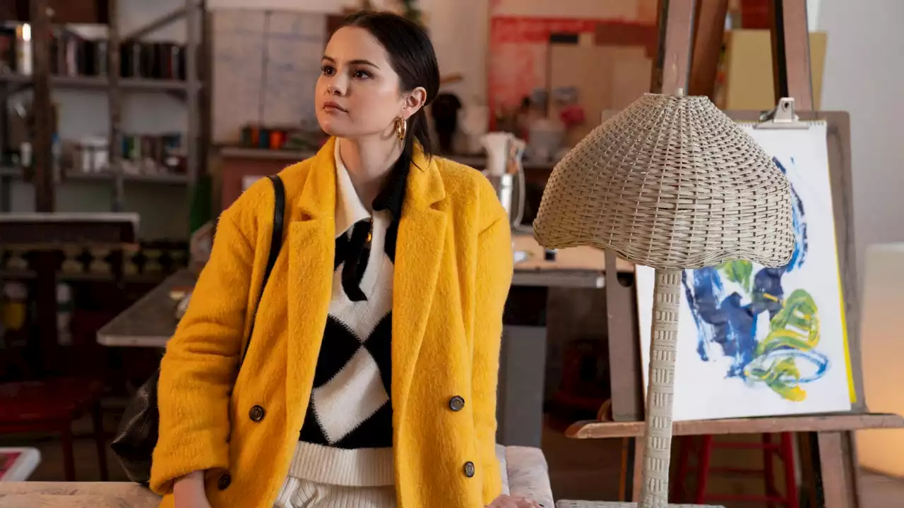 Let Selena Gomez In Only Murders In the Building Be Your Fall Style Inspiration