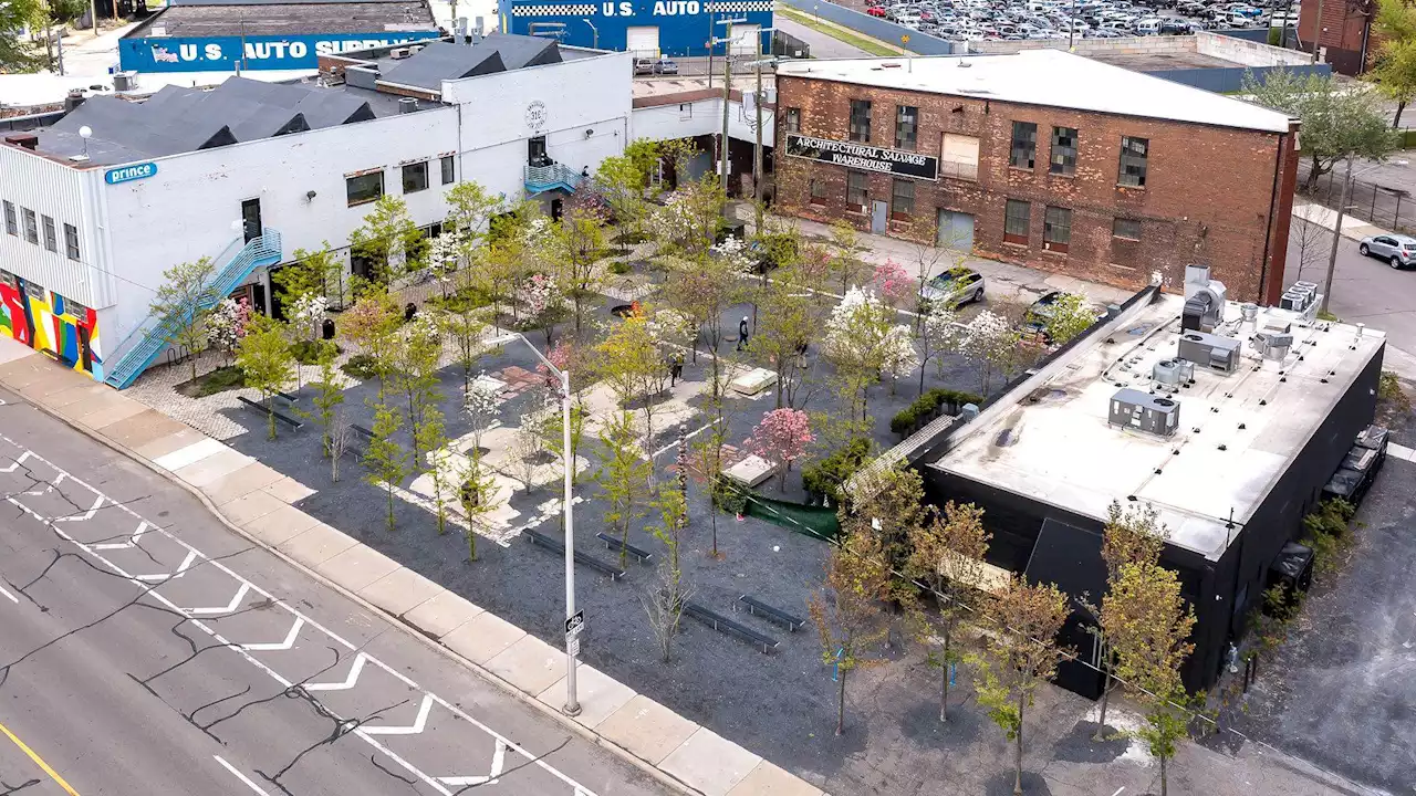 Depave Chicago Joins National Movement to Reclaim Paradise From Parking Lots: ‘It’s Really About a Transformation’