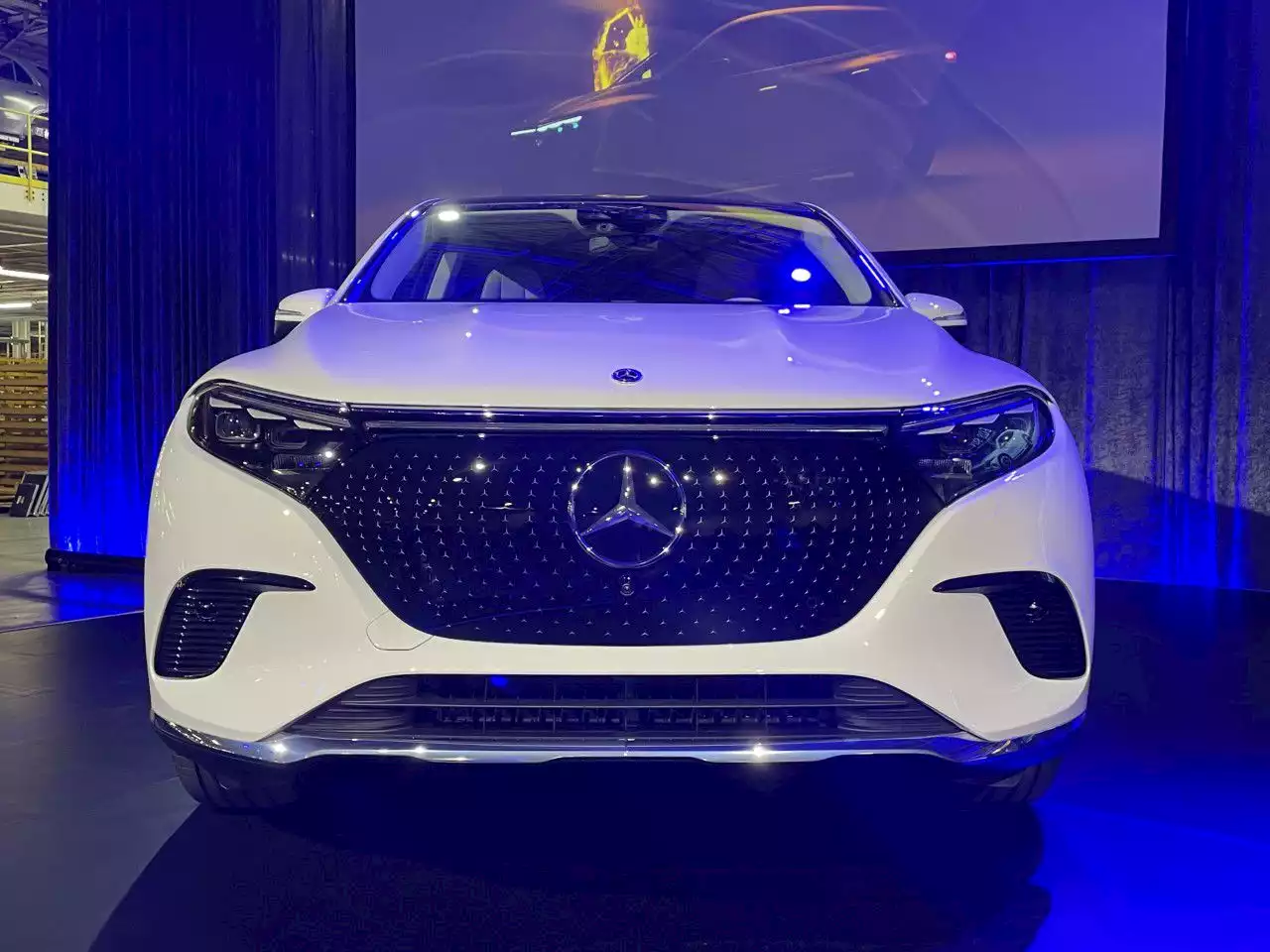 Alabama Mercedes-Benz plant begins electric SUV production