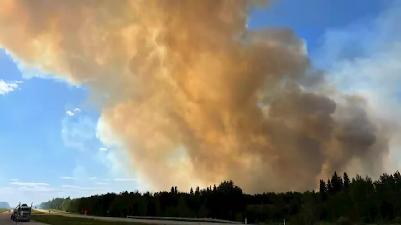 After subdued summer, Alberta should brace for more wildfires this fall, experts say | CBC News