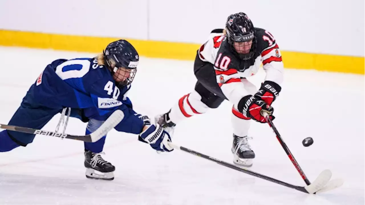 Poulin, Nurse lead Canada to 4-1 win over Finland at women's hockey worlds