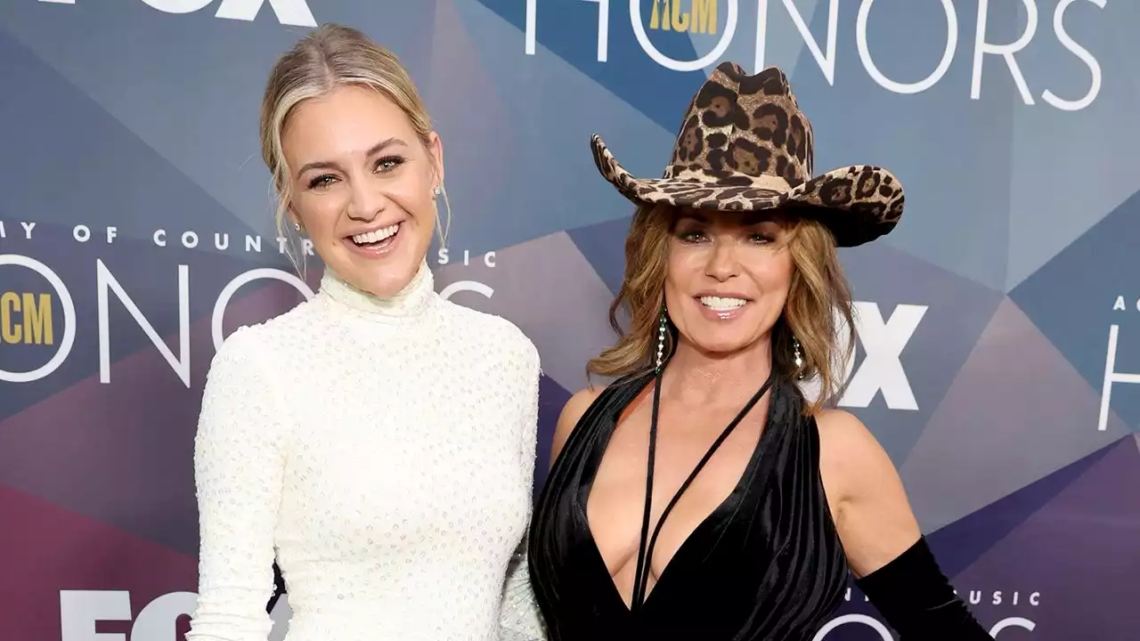 Shania Twain Reacts to Kelsea Ballerini Wearing Her 1999 GRAMMY Dress