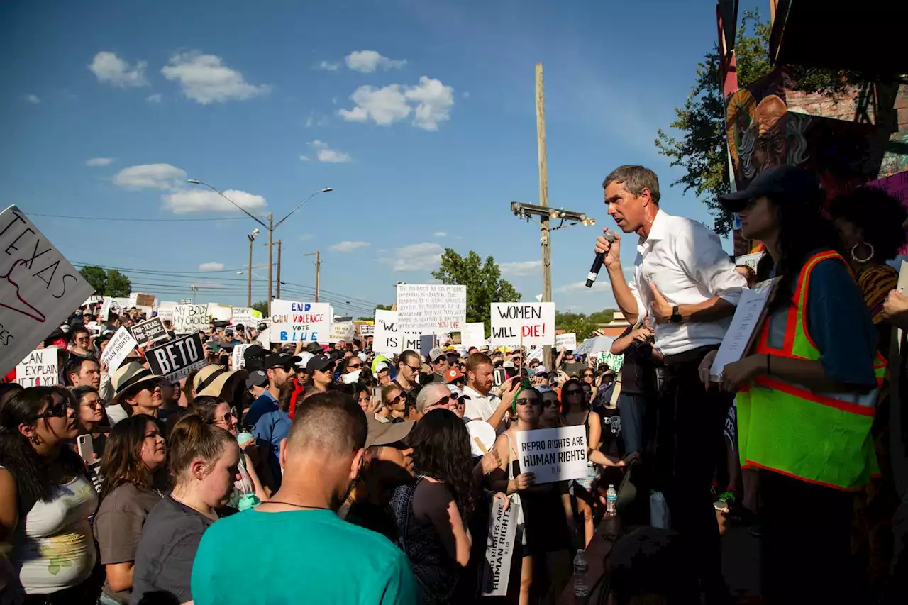 Beto O’Rourke launches pair of ads blasting Gov. Greg Abbott for signing abortion ban