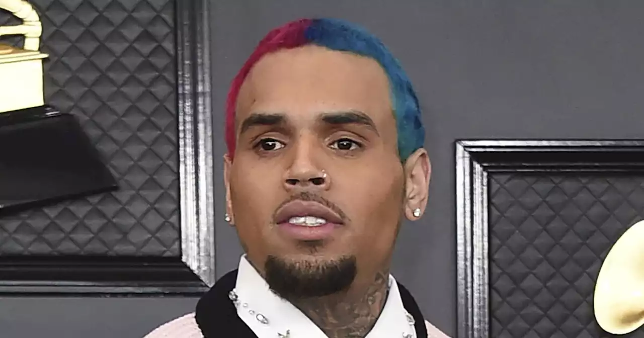 Chris Brown says awards shows haven't let him perform in years: 'Let me be great'