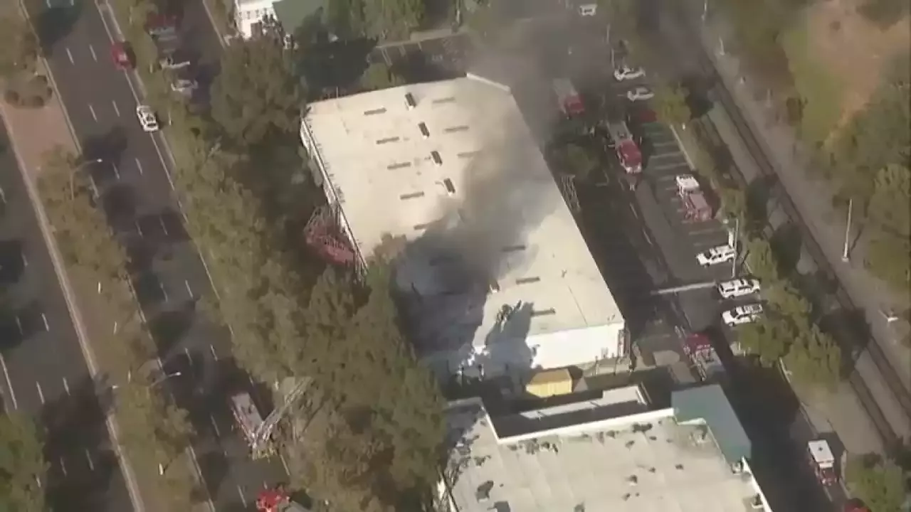 Arsonist May Be to Blame for Fire at Office Depot in La Mesa: Heartland Fire