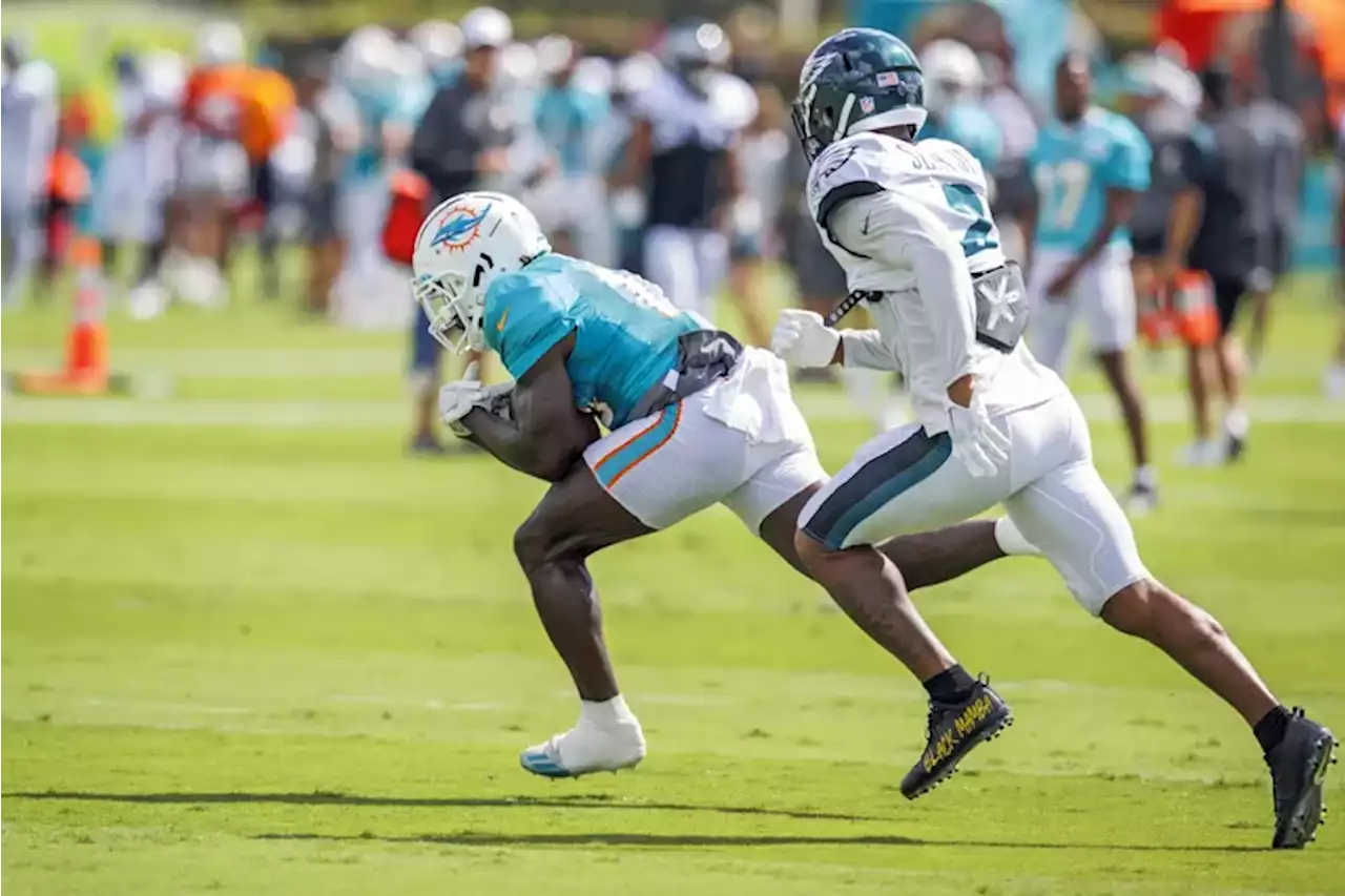 Eagles defense focused on limiting big plays has its hands full with Tyreek Hill in joint practices with Dolphins