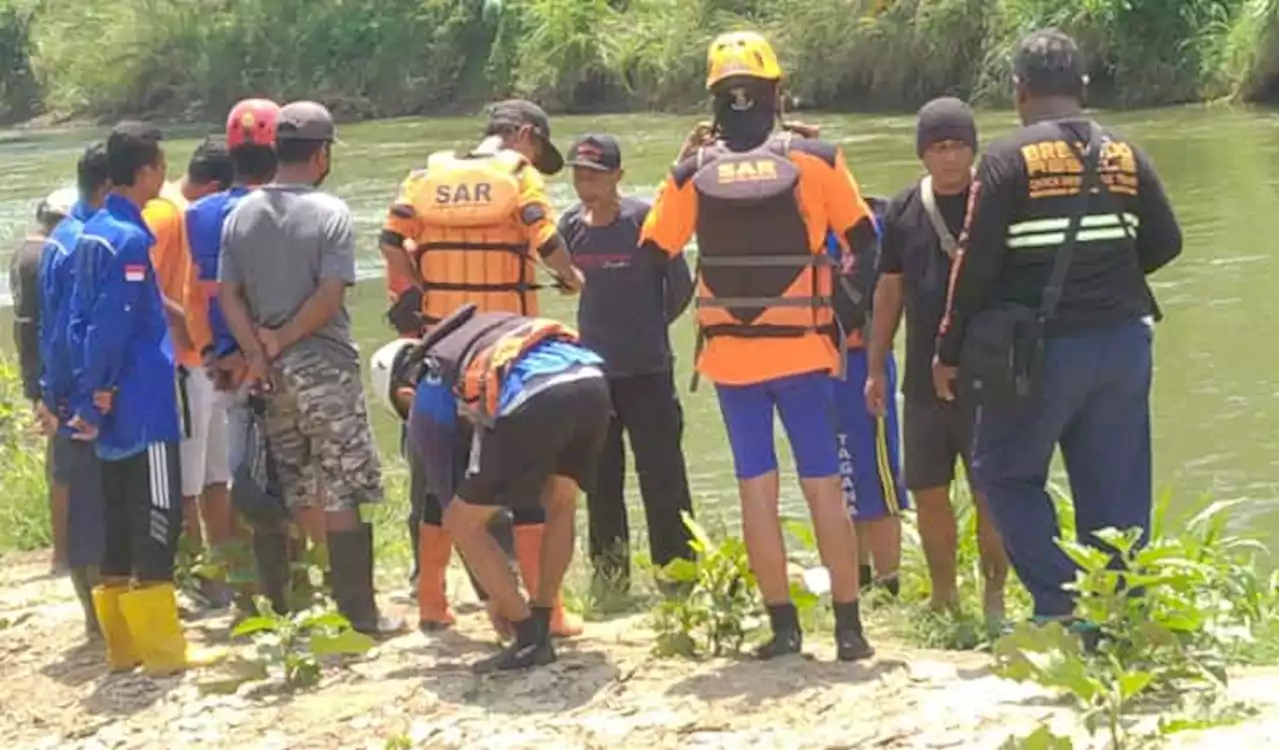 ABG Terjun dari Jembatan Tangkisan Tawangsari, Tim SAR Lakukan Penyisiran