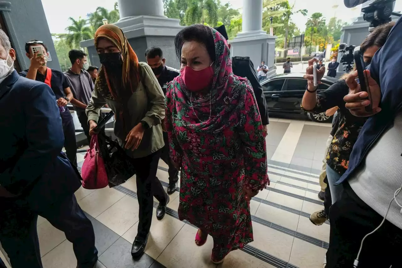 Rosmah tiba di Kompleks Mahkamah Kuala Lumpur