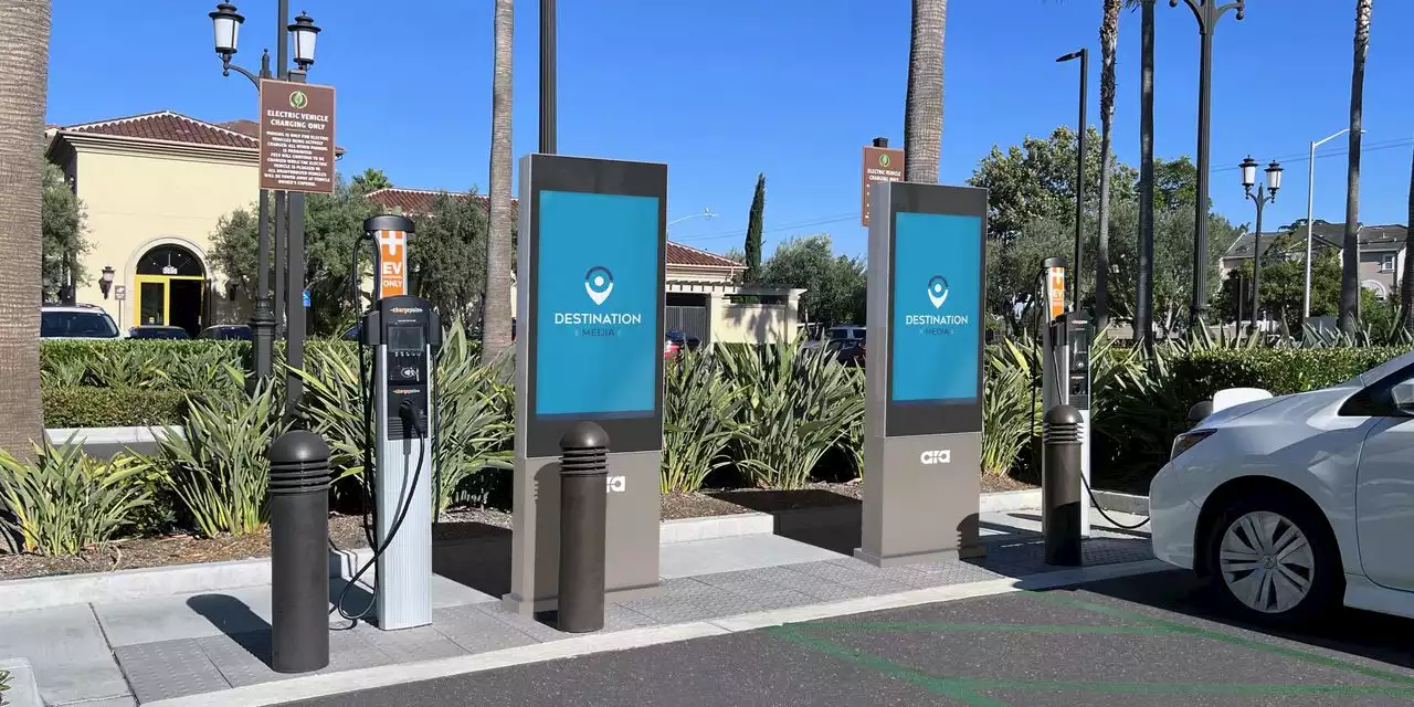 EV Charging-Station Operators Set to Battle for Ad Dollars