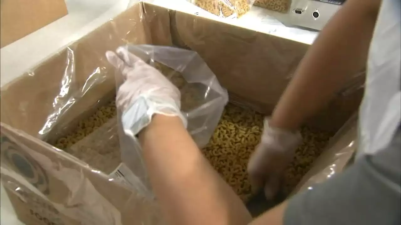 Food Chicago: Healthy macaroni and cheese ingredients come together for those in need