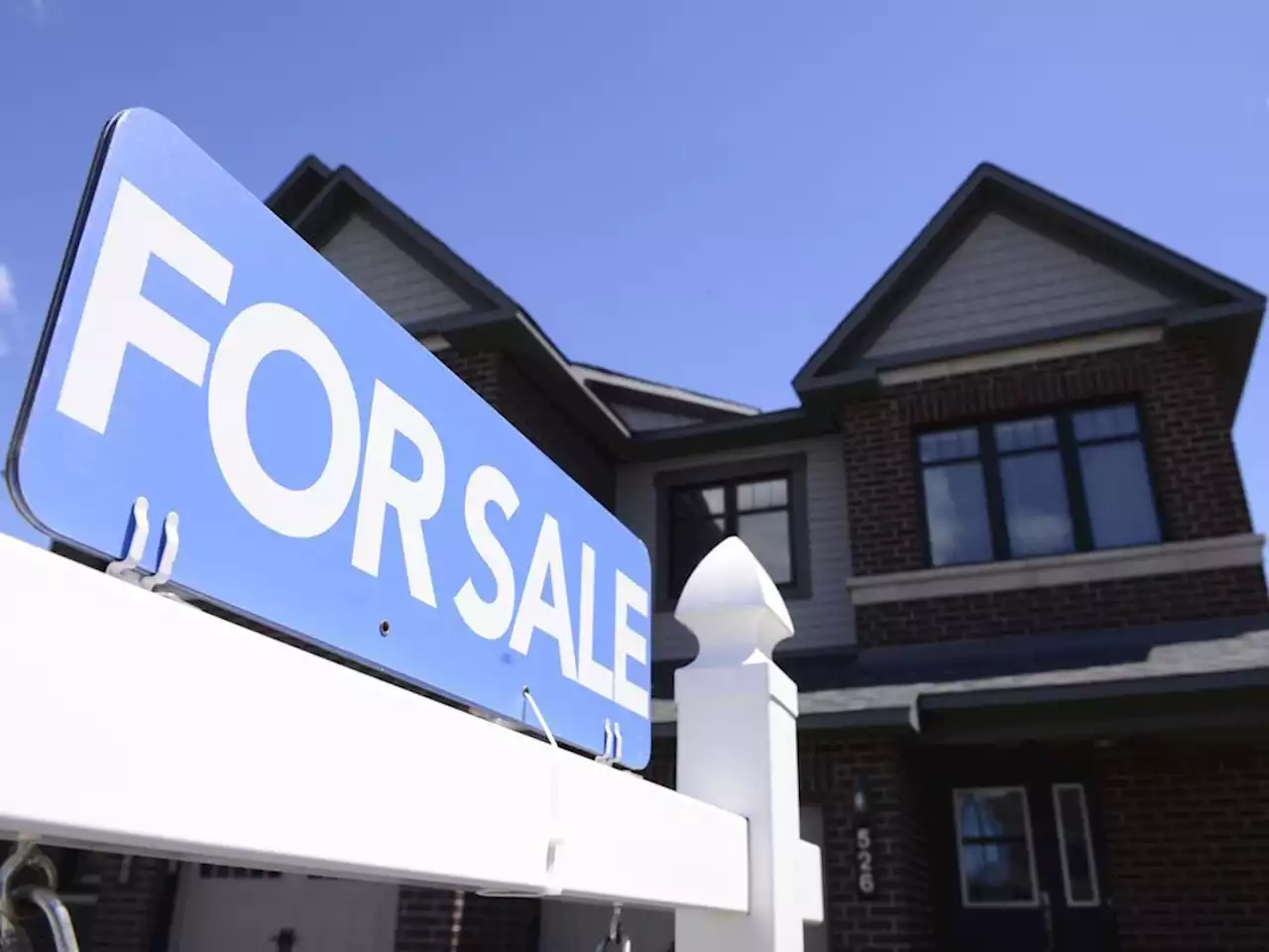 Canada's real estate market is cooling. Here's what to expect this fall