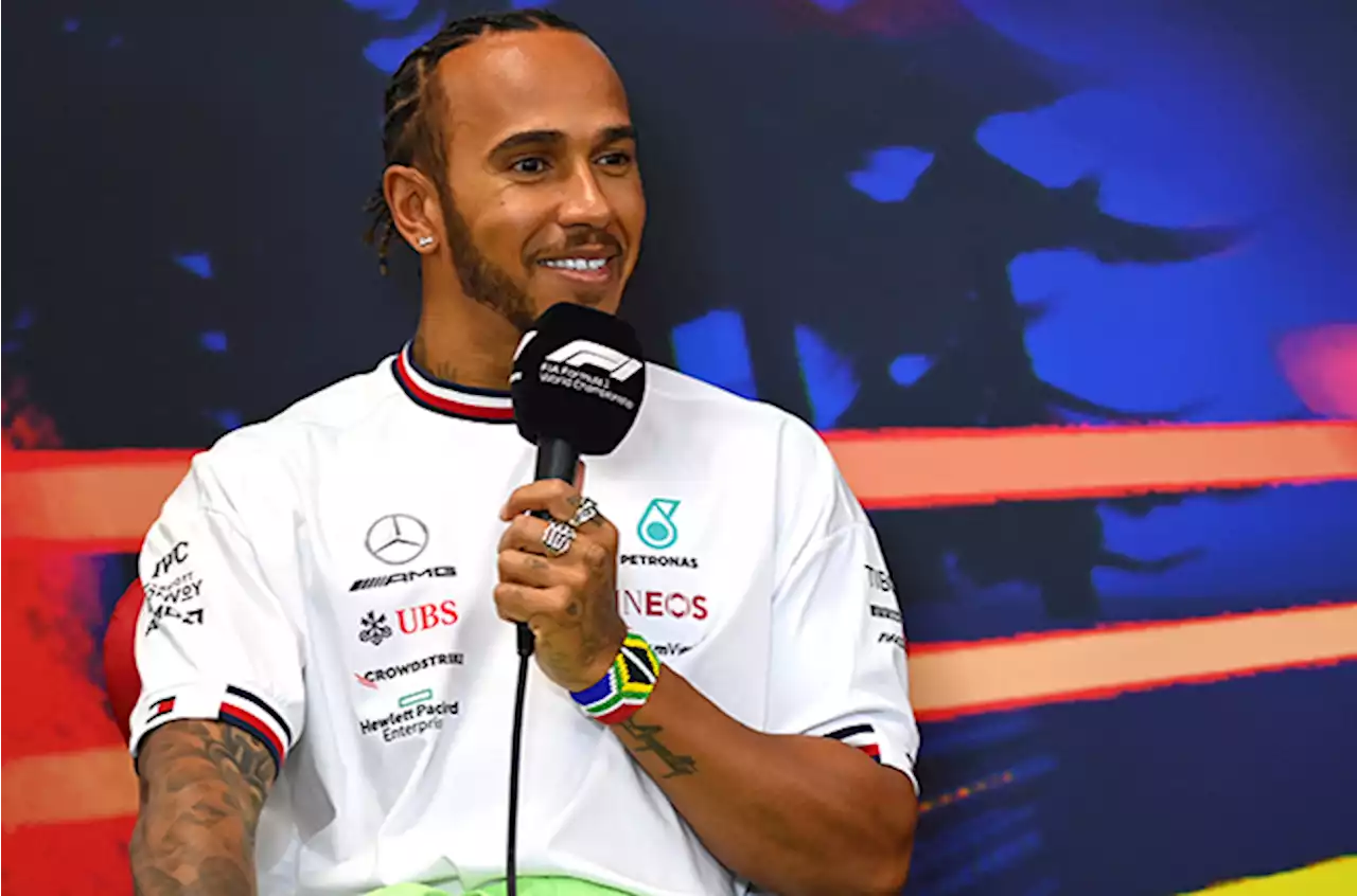 Lewis Hamilton shows his love for SA at F1 press conference | Channel