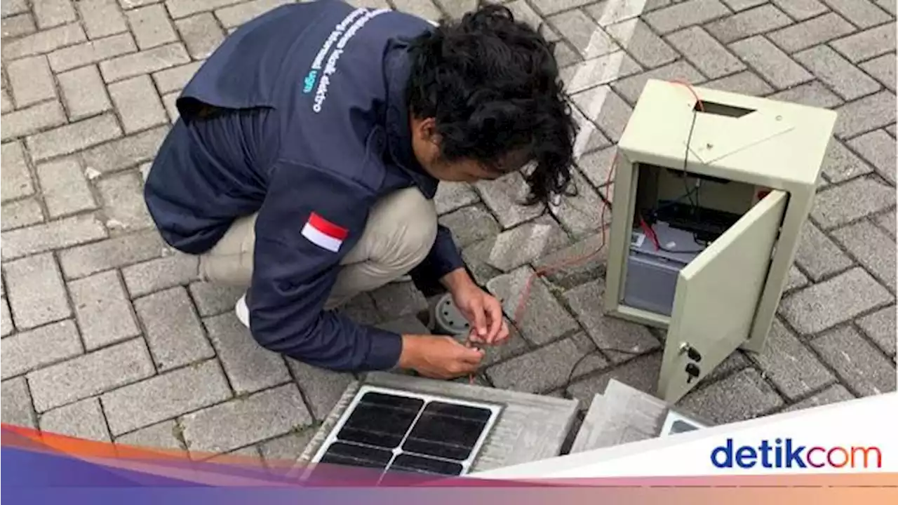 Mahasiswa UGM Bikin Genteng Pintar Bisa Jadi Sumber Listrik Tenaga Surya