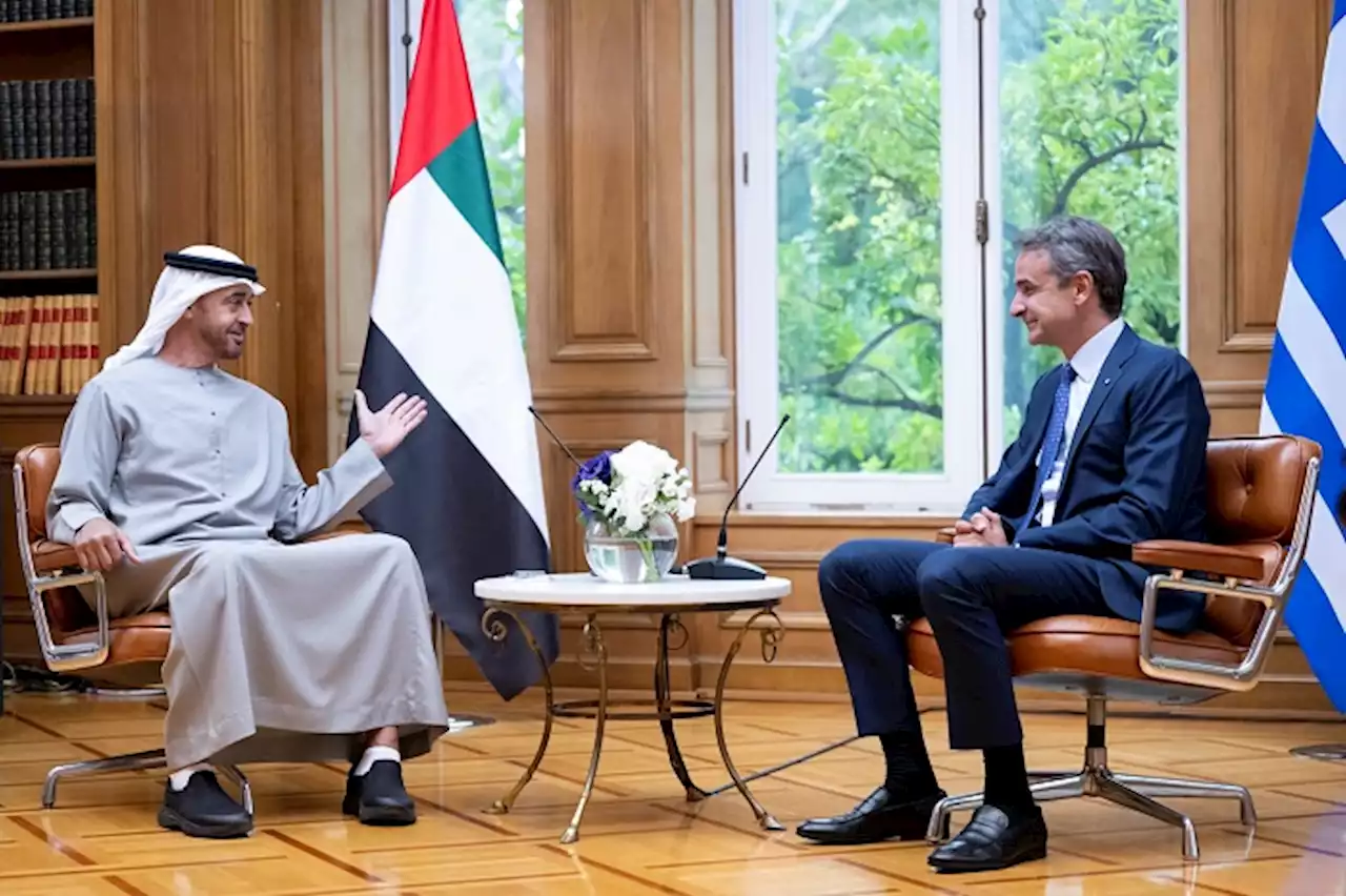 رئيس الدولة ورئيس وزراء اليونان يعقدان جلسة مباحثات