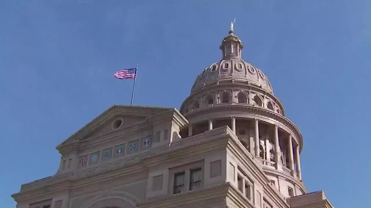 Texans react to abortion trigger law in effect