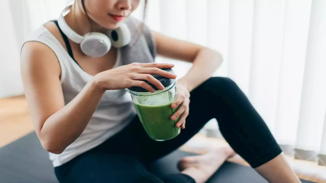 Spirulina: Uses, potential health benefits and risks