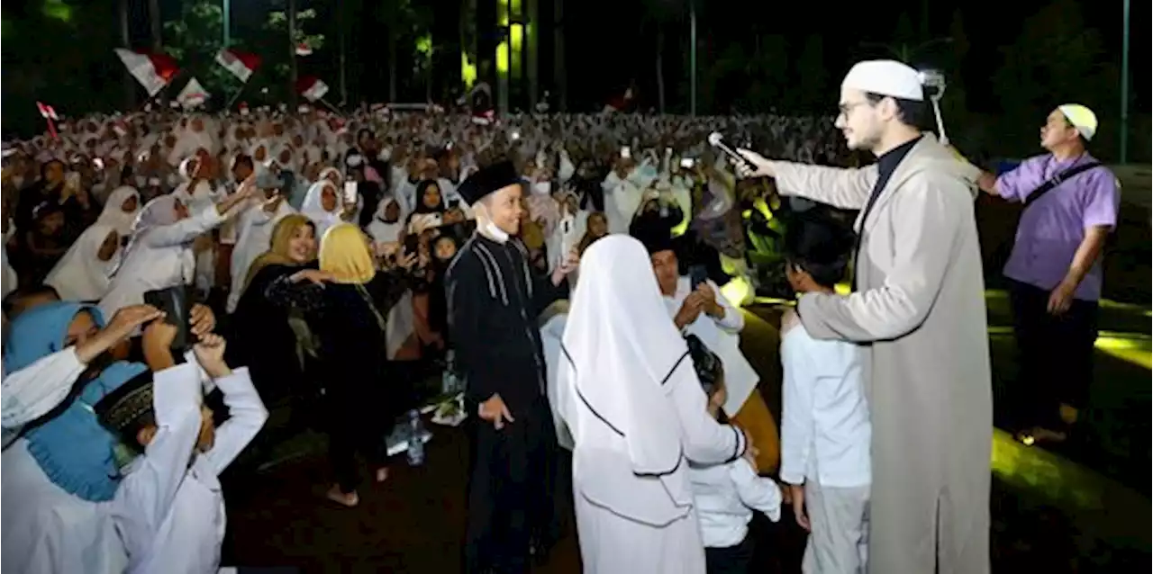 Terbang ke Banyuwangi untuk Konser Sholawat, Mostafa Atef: Luar Biasa Indahnya | merdeka.com