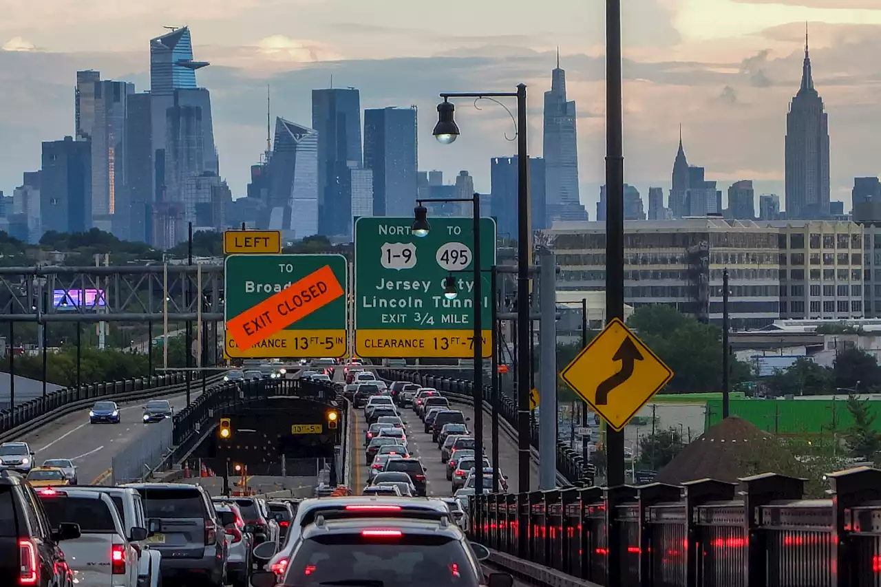 Hundreds Sound Off at 1st Public Meeting Over Controversial Congestion Pricing Plan