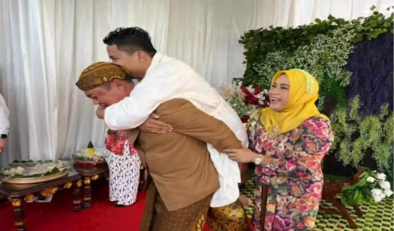 Juliyatmono Semringah Mantu Anak Tunggalnya Di Jambi