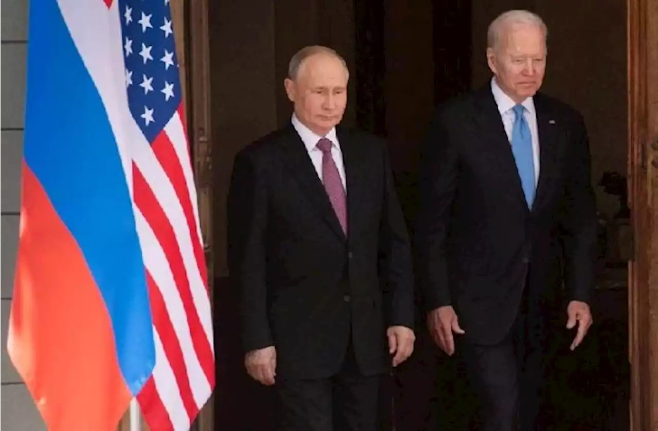 Kemlu Bicara Peluang Kehadiran Putin dan Biden di KTT G20 Bali